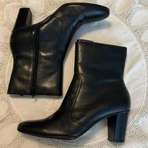 Bass Roma Black Leather 3” Heels Ankle Boots Booties Women’s Size 9 Professional