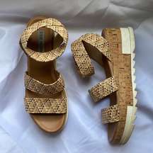 Steve Madden Tan Bandi Wedge Summer Sandal Size 8.5