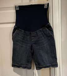 American Star women maternity denim Bermuda shorts. Size small