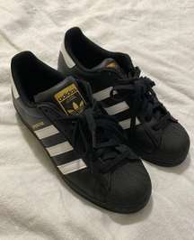 Superstar Black