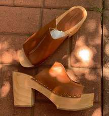 Wood bottom Gypsy clogs platform sandal NEW