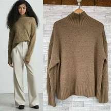 EVERLANE The Alpaca Pom-pom Turtleneck In Wheat Womens large