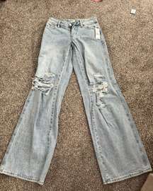 Low Rise Jeans