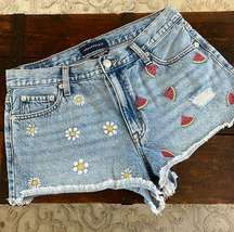 Aeropostle Daisy/Watermelon Vintage Highrise Shorty Cutoffs Size 10