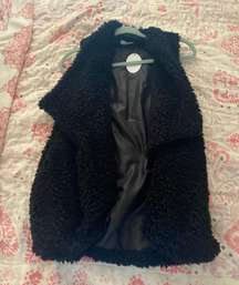 Faux Fur Black Best NWT