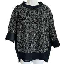 Floral Abstract Black White Knot Tunic Style Top size 2 / S Mars er Mai Korean