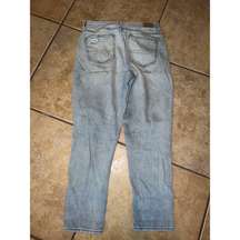 American Eagle Mom Jeans Size 8