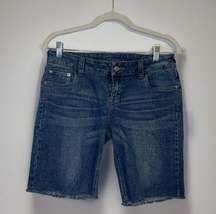 Delia‘s Reese Bermuda Blue Jean Shorts Woman/Junior 7/8 Y2K Raw Hem