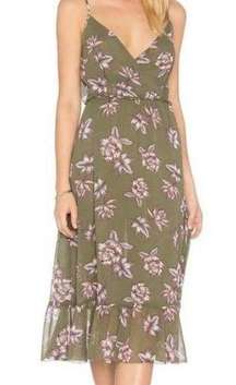 Avec Les Filles Green Lotus Flower  V-Neck Sleeveless Open Back Chiffon  Dress