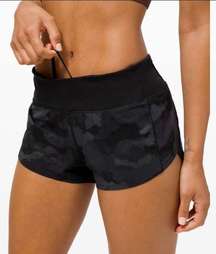 Speed Up Shorts 2.5” Camo Deep Coal Multi / Black