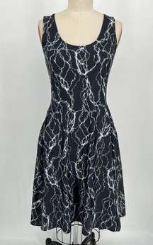 Elhoffer Essential Knee Length Dress Sz S Black Lightening Print w/ Pockets