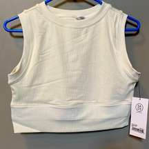 Nwt  cropped Tank off white size large