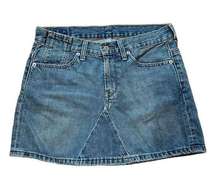 Levi’s low rise mini denim skirt sz 30