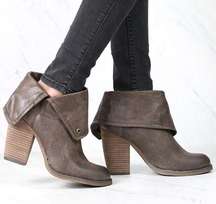 Sbicca Chord Fold-Over Boots Taupe Brown Heeled Size 7