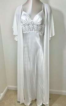 In Bloom by Jonquil Lace Satin Long Lingerie White Nightgown Size Small Medium