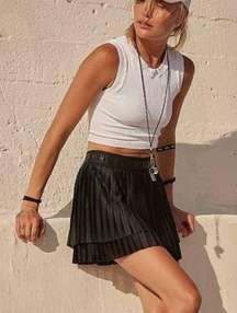 NWT Black Pleated Mesh On Deck Skort Size Large - FP Movement, Sold Out Item! 🦄