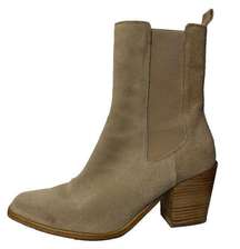 Thursday Boot Company Soho Heeled Chelsea Boots Women's 8 Sand Tan Suede Classic