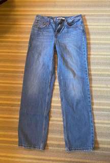 Low Pro Straight Jeans