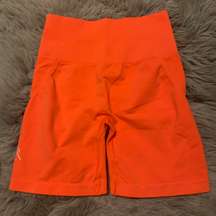 Women’s Small  Effortless Scrunch Seamless Shorts in Tangerine Orange