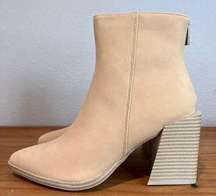 NEW chunky faux suede block heel booties size 8 zip up back