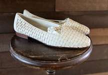 SESTO MEUCCI White Italian Leather Woven Flats Size 11W