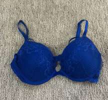 blue lace bra