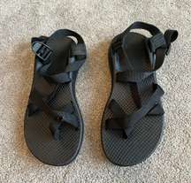 Women’s size 9 Black Chaco Sandals with Flaw