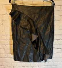 NWT  vegan black leather skirt, S