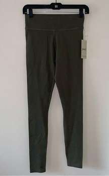 Pact Organic Cotton Leggings in Olive Green Size XS