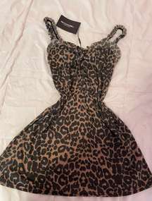 NWT s leopard dress