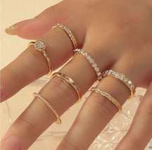 Chic 10-Piece Gold Tone Stackable Rhinestone  Ring Set