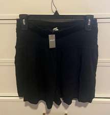 Aerie Flowy Black Shorts Size M NWT