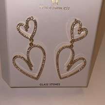 NWT House of Harlow double heart earrings