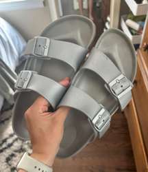 Sandal