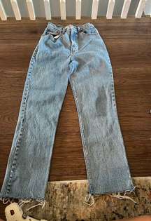 Abercrombie 90s Straight Ultra High Rise Jean