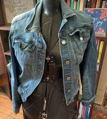 Mossimo denim medium wash M normcore basic classic jacket