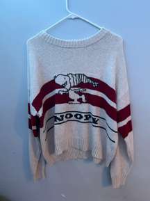 X Peanuts Snoopy Sweater