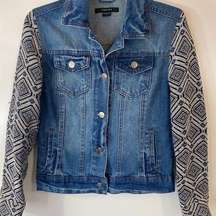 Beautiful Paper Tee Jean Jacket with knit sleeves