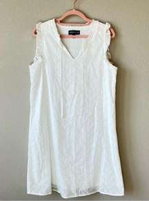 Harper 241 White Eyelet Cotton Sleeveless Shift Mini Dress Size 6