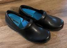 Dr. Scholl's Work Shoe Clogs Dynamo Oil and Slip Resistant