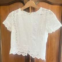 ABERCROMIE & FITCH White 100% Cotton Crochet Eyelet Top Size Small