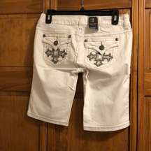 NWT White Request Jean Blingy Bermuda Shorts Size 5/27