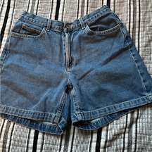 Vintage Classic fit denim shorts