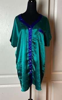 VINTAGE BLUE & GREEN SATIN PEARL BUTTON NIGHTGOWN SHIRT