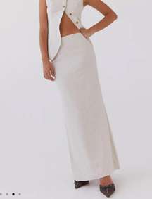 Exclusive - Born For Bordeaux Linen Maxi Skirt - Oatmeal