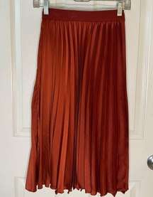 H&M Pleated Midi Skirt Size 4