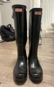 Gloss Boots