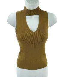 The hanger cutout v high collar sleeveless ribbed shirt top sweater small