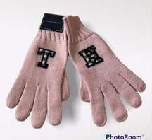 Tommy Hilfiger Women’s pink Almond blossom Logo embroidered winter gloves