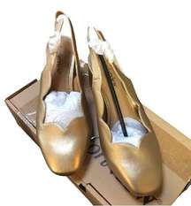 Comfortview Theresa Gold Scalloped Slingback Pumps Women's Shoes Size 7.5WW NEW